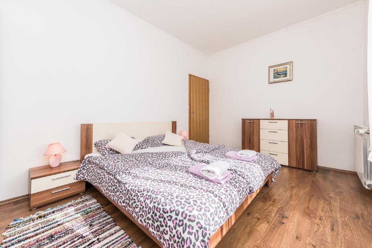Holiday Home Tower With Private Pool, Sauna And Quads Smilcic Eksteriør billede
