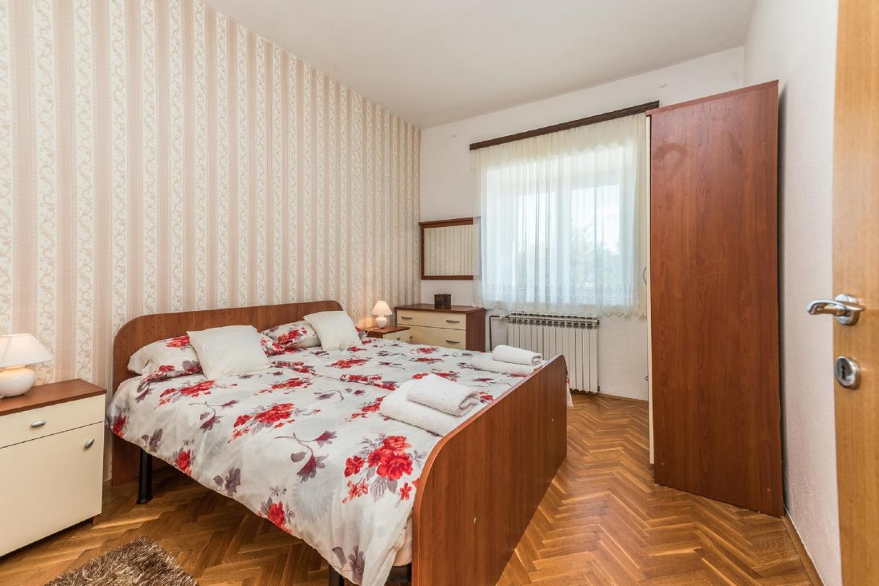 Holiday Home Tower With Private Pool, Sauna And Quads Smilcic Eksteriør billede